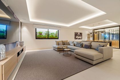 8d854deb379a030b30867b7ef2399334 - 22