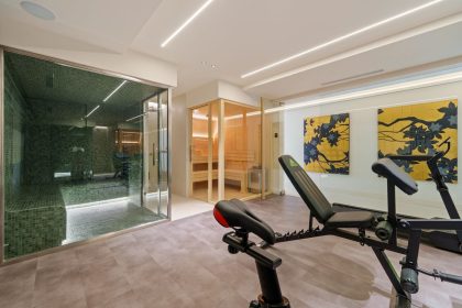 8d854deb379a030b30867b7ef2399334 - 24