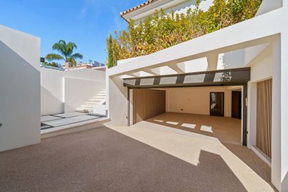 8d854deb379a030b30867b7ef2399334 - 31