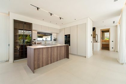 8d854deb379a030b30867b7ef2399334 - 34