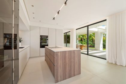 8d854deb379a030b30867b7ef2399334 - 35