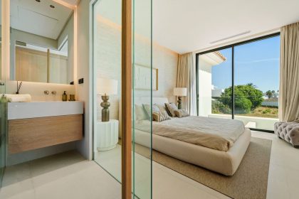 8d854deb379a030b30867b7ef2399334 - 49