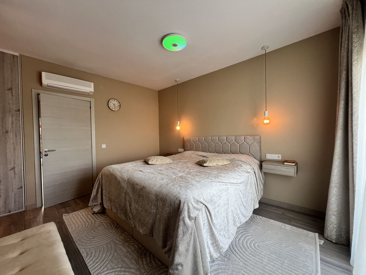 8db4b48a5229f90a6acb879a741843f1 - 12