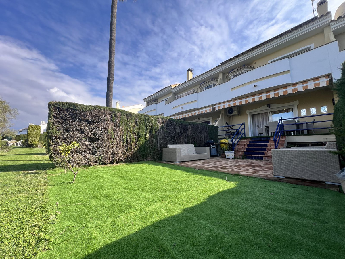 8db4b48a5229f90a6acb879a741843f1 - 30