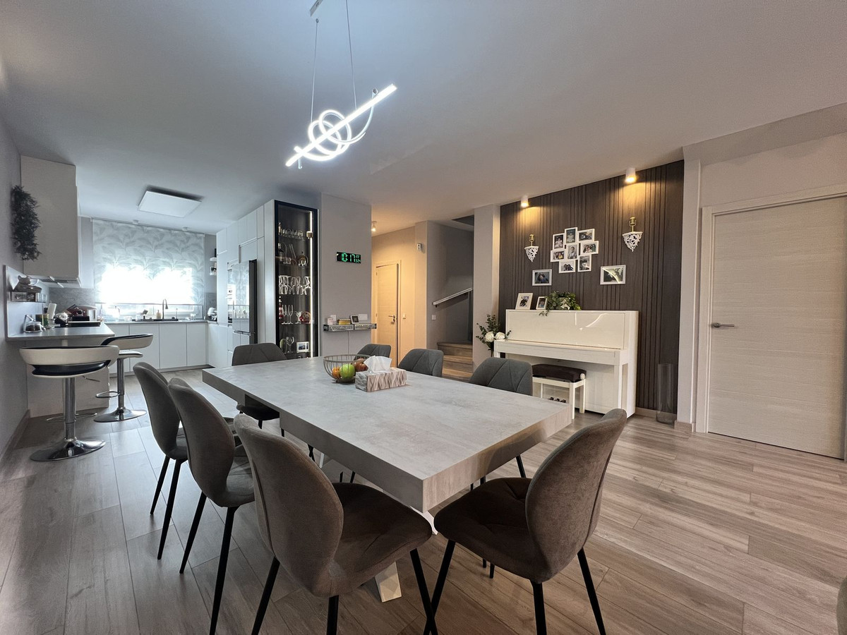 8db4b48a5229f90a6acb879a741843f1 - 6