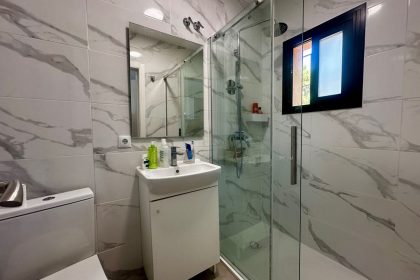 8eb414c5c7a530ed98183fc0d31bad73 - 12