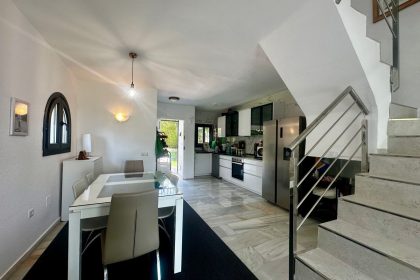 8eb414c5c7a530ed98183fc0d31bad73 - 13