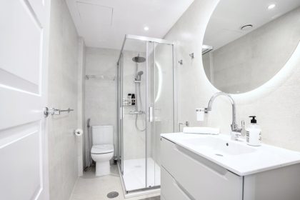 8f42841df18d3be9c009366ba5ea6d45 - 6