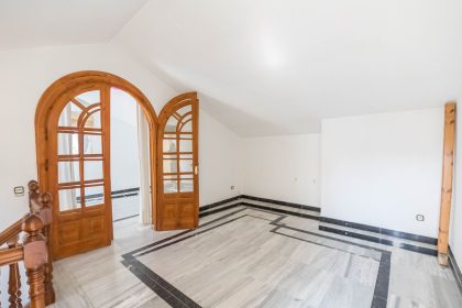 91362a0a8f76870ec101abc89aca0fb8 - 23