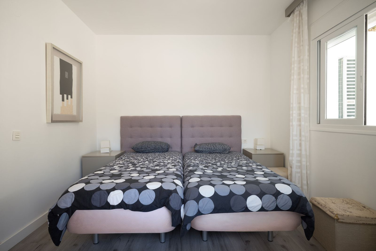 9158b2f2122cfd7c5e9215d75516b741 - 30