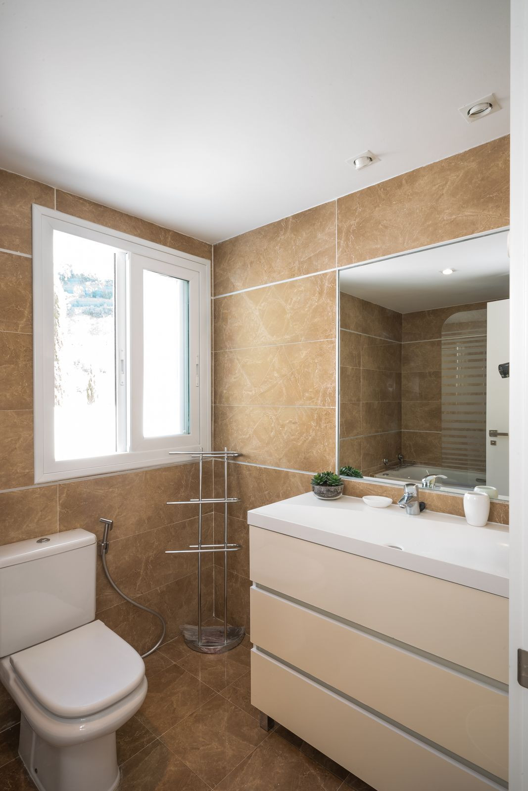 9158b2f2122cfd7c5e9215d75516b741 - 31