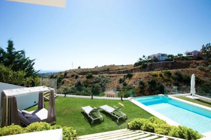 91ab912733eb7bb771fc5dfd163a761d - 4