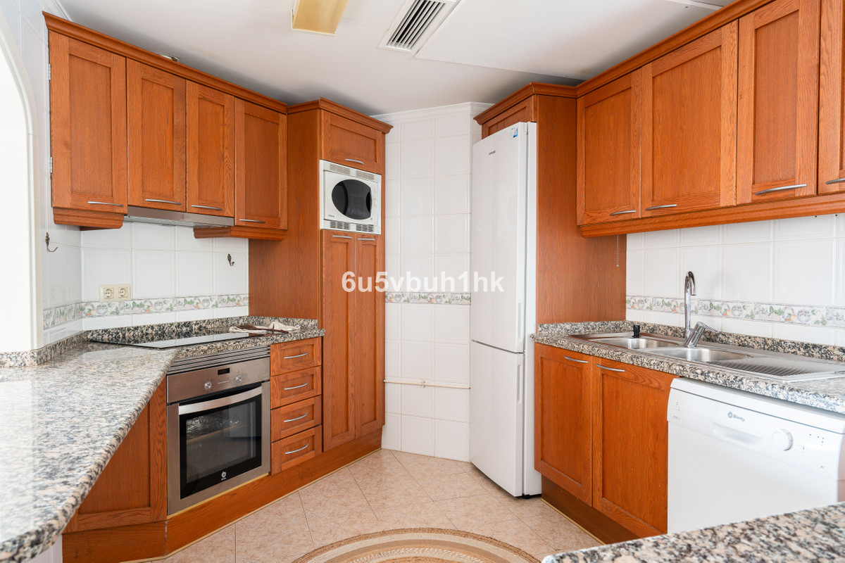 91c26c8b0ebd2308f9b2b798475e34ed - 12