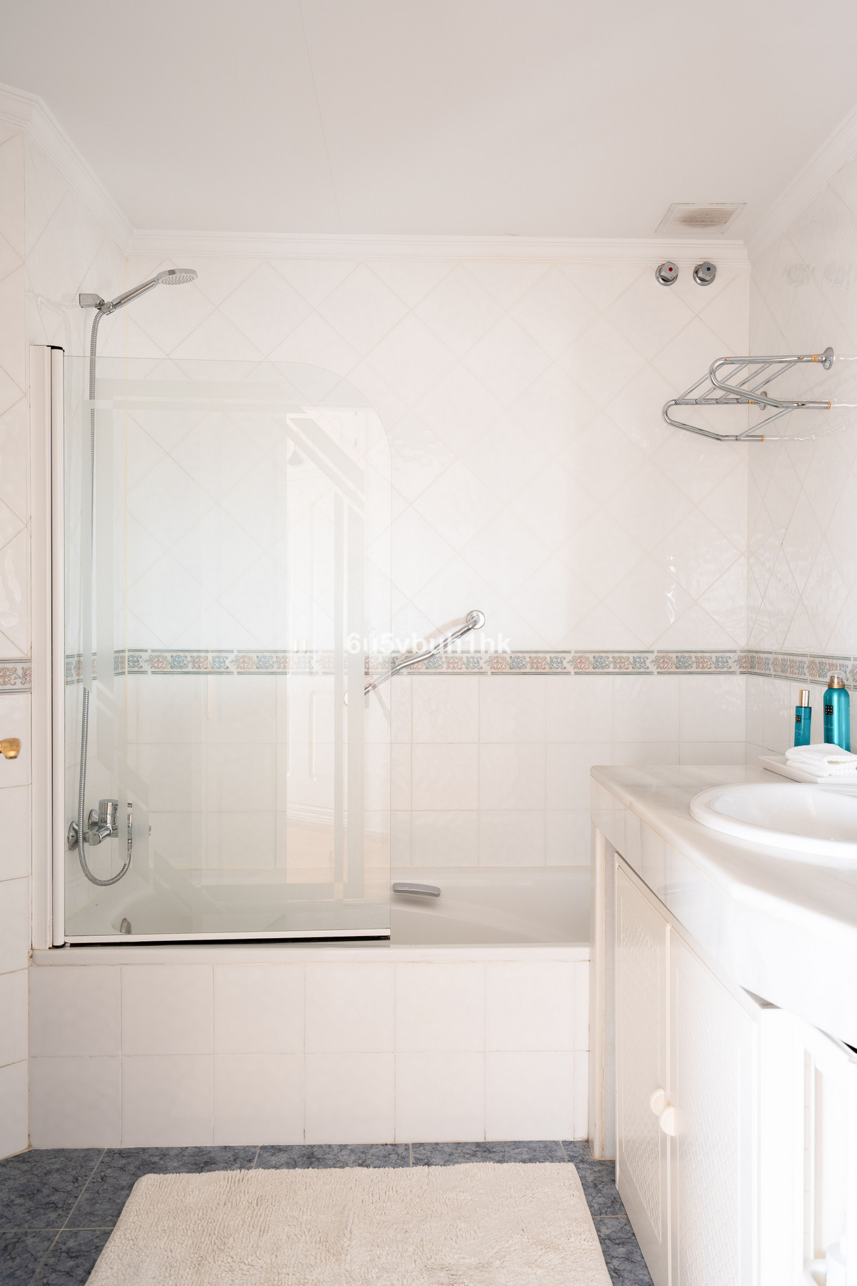 91c26c8b0ebd2308f9b2b798475e34ed - 25