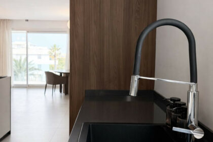 922cf2333d8d8ced05c5e3e819db480f - 23