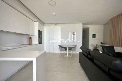 92873aa8e9f55dbc8b6578b80df2f65e - 12