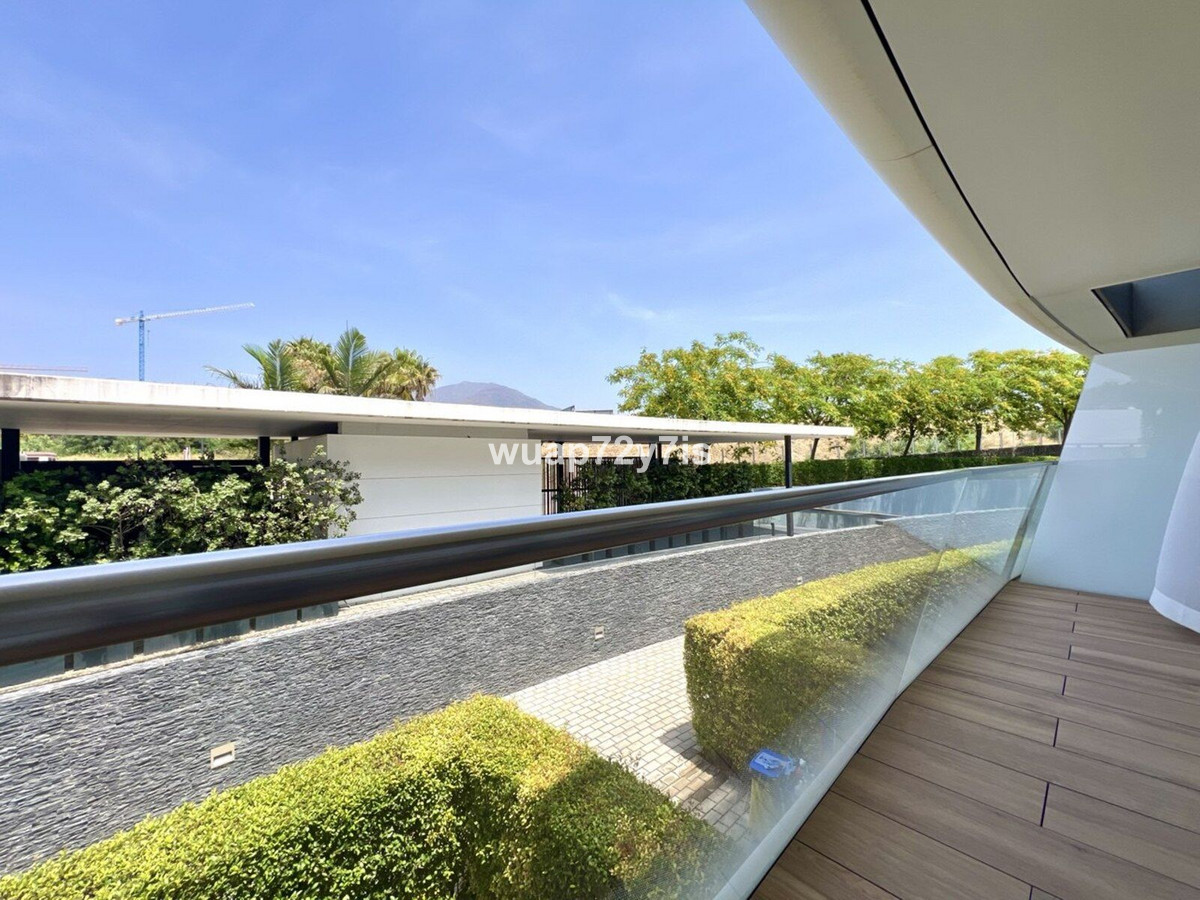 92873aa8e9f55dbc8b6578b80df2f65e - 28