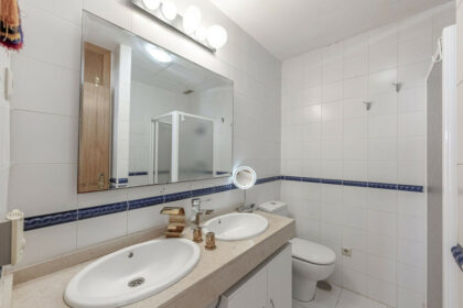 93316aa4dce8d9edb6c18fa7d74d639d - 17