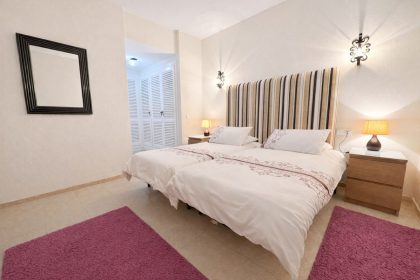 93fed4a0d9b6c8468ea914f251f6a755 - 15