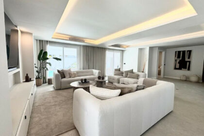 942a1a14507fda4ee7994fc16ec2c54d - 6