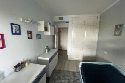 945d18a5f89bb42c4a389d4bc5abff8b - 13