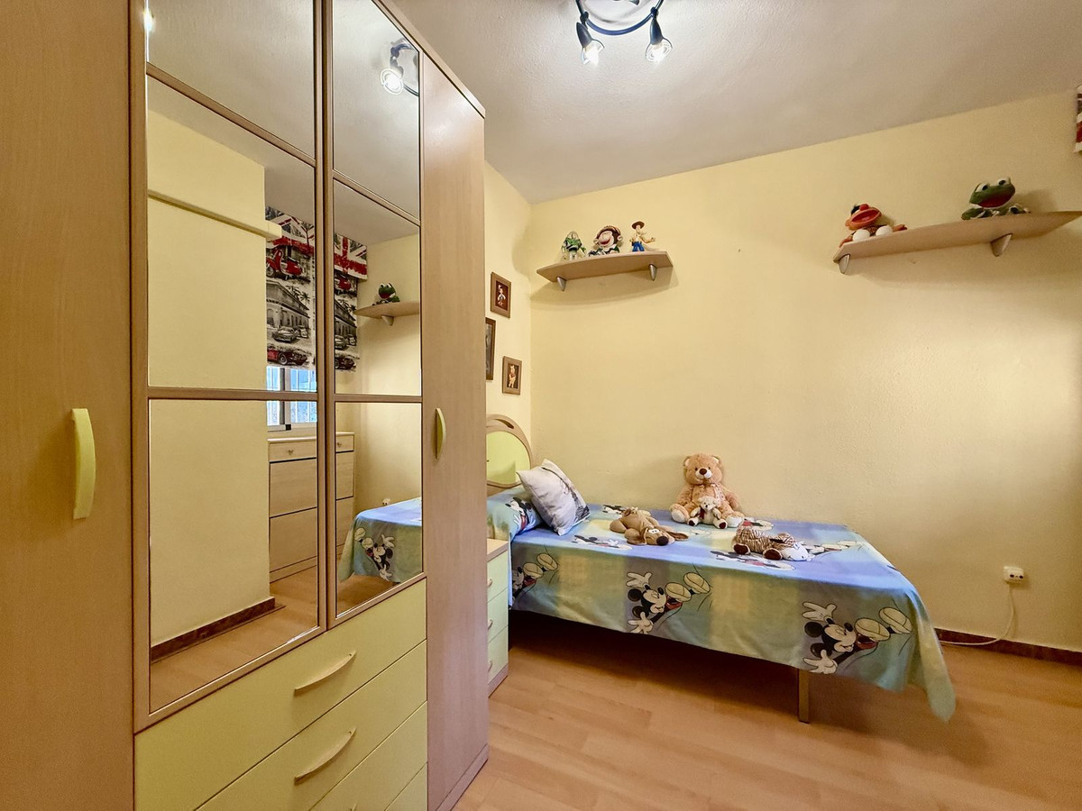 950a22e32160ae786337566347cae14d - 17