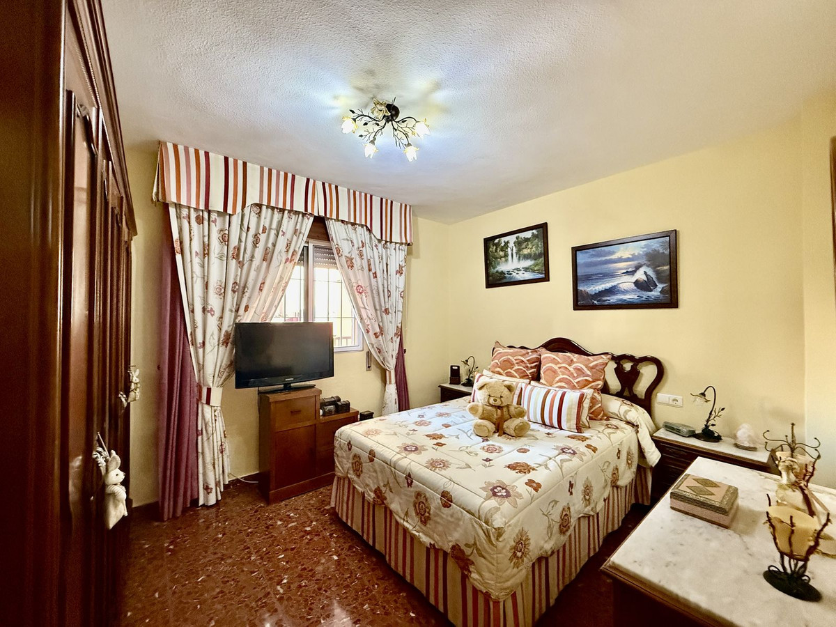 950a22e32160ae786337566347cae14d - 27