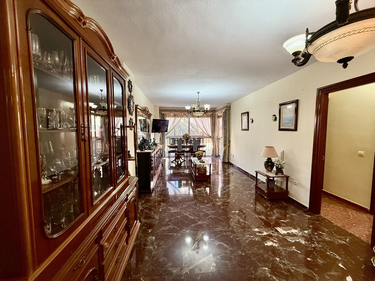 950a22e32160ae786337566347cae14d - 33