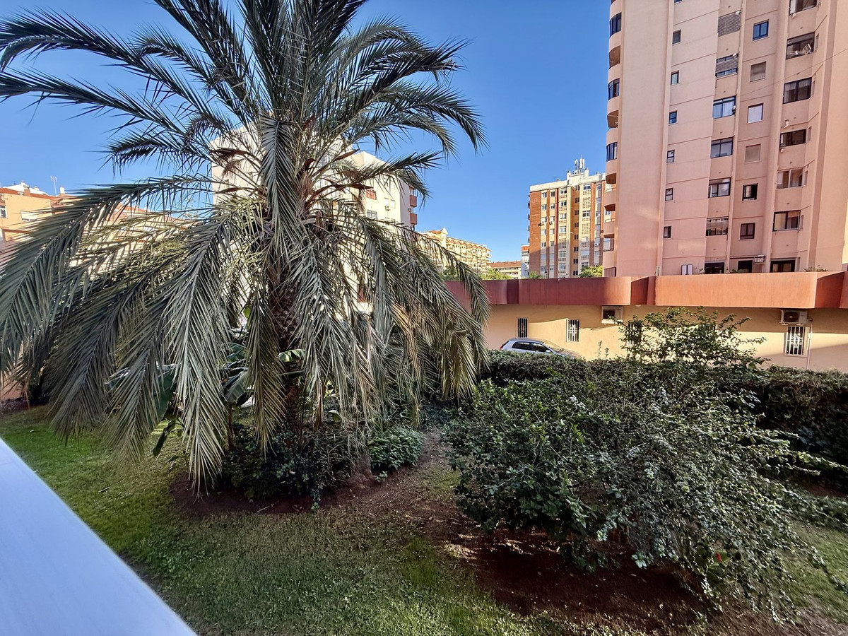 950a22e32160ae786337566347cae14d - 40