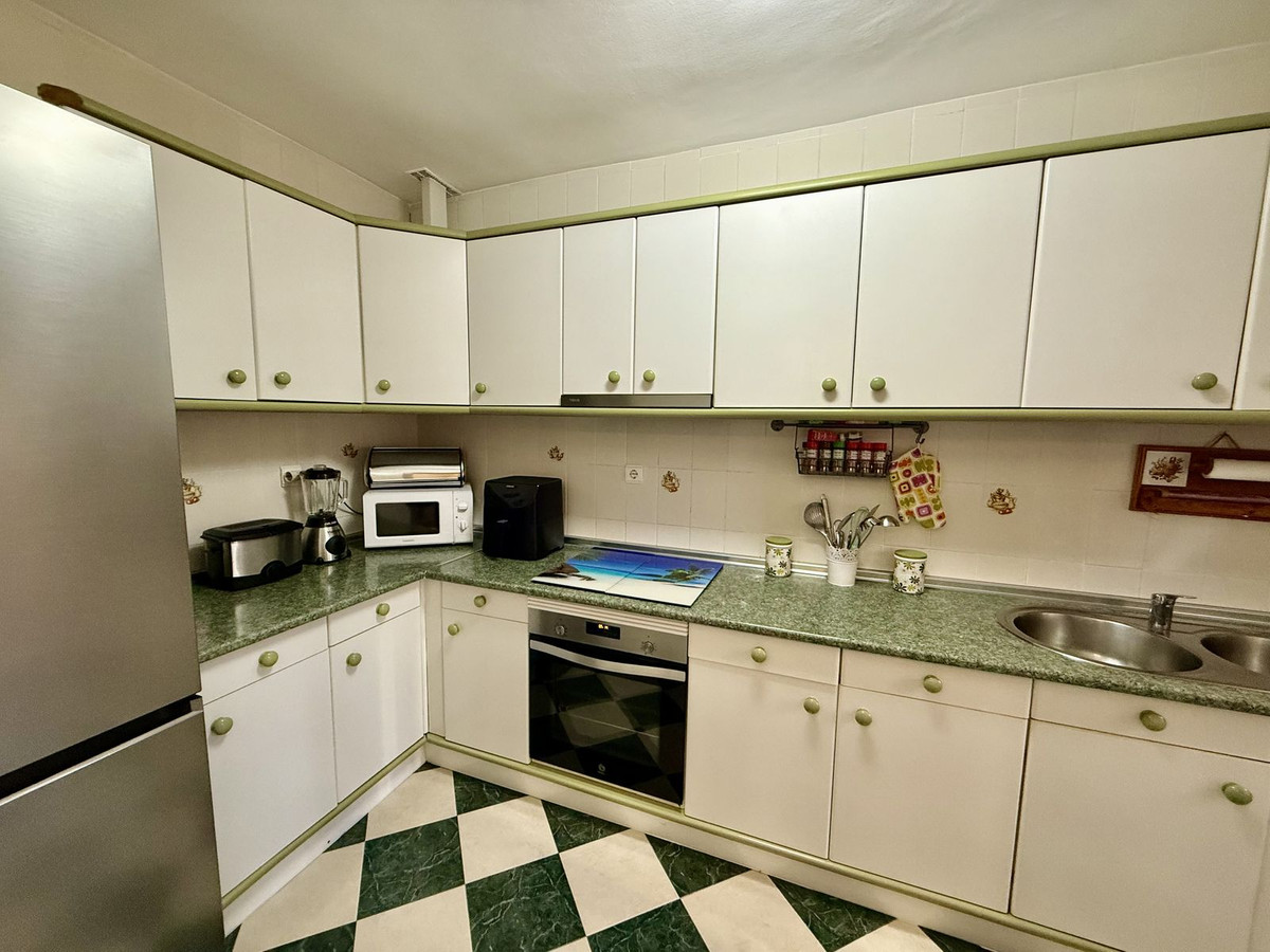 950a22e32160ae786337566347cae14d - 6