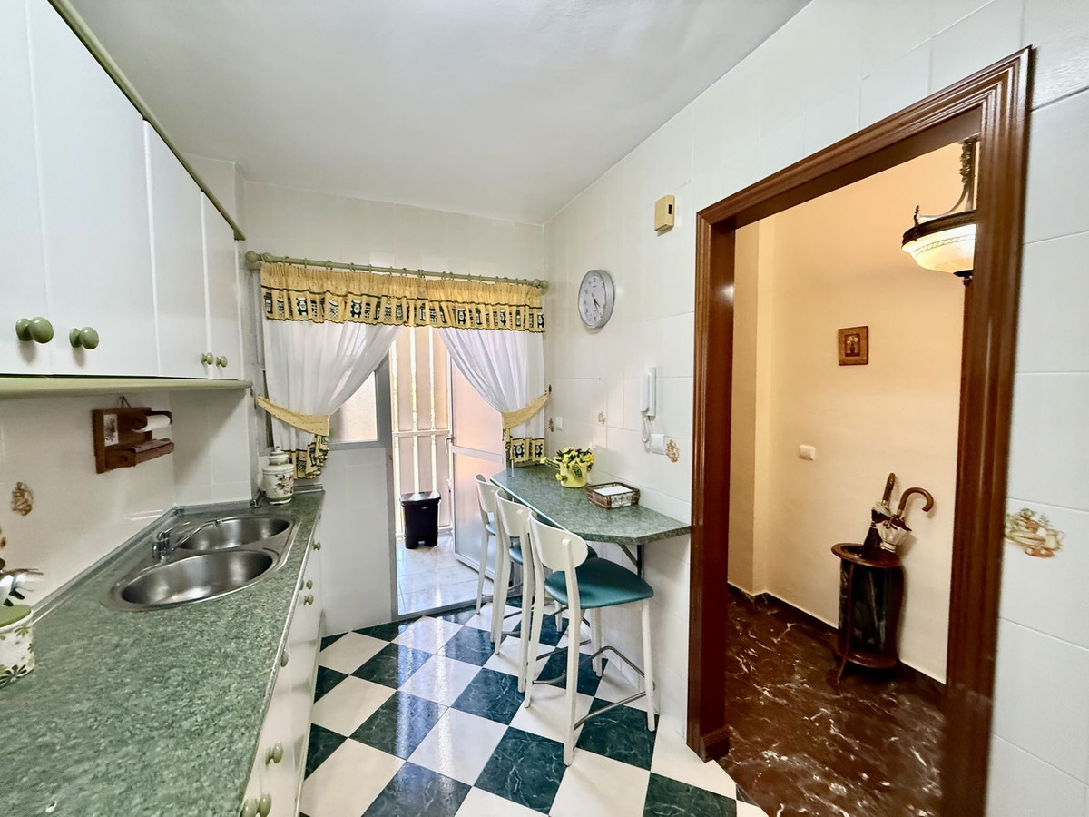 950a22e32160ae786337566347cae14d - 9