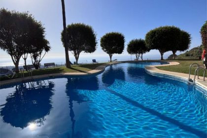 951301fa282f8160f1e8276caf99bb3b - 2