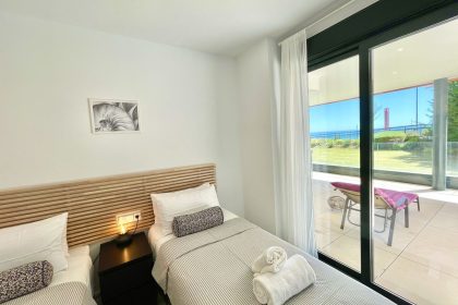 953fe3886321312c03706bc97ec4cb8b - 13