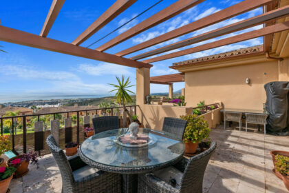 964b9508edcfecca902495cc280eb67a - 23