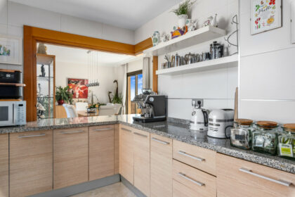 964b9508edcfecca902495cc280eb67a - 26