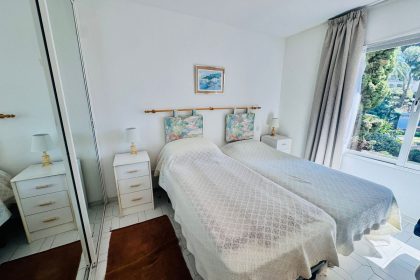 96886077d0f1517446df2f847f6ad952 - 12