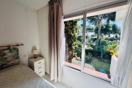 96886077d0f1517446df2f847f6ad952 - 13