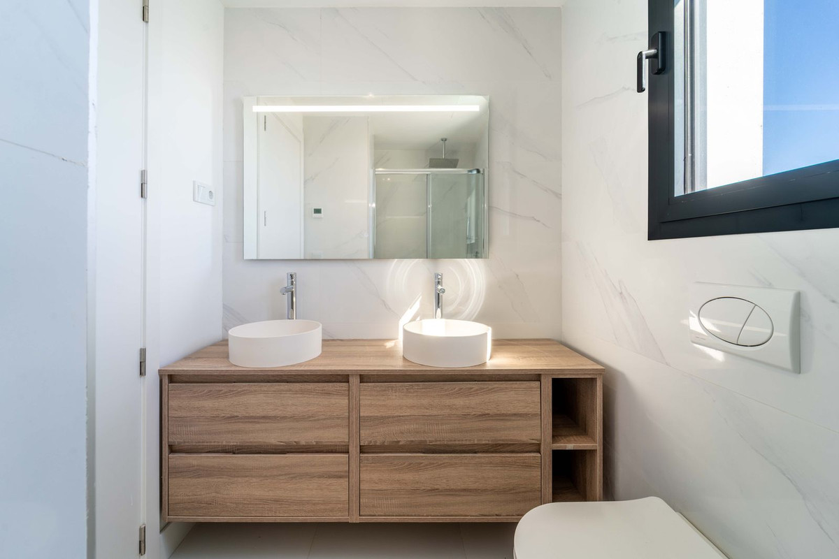 978eeefb2c37e1d53bb58668f7dacf36 - 19