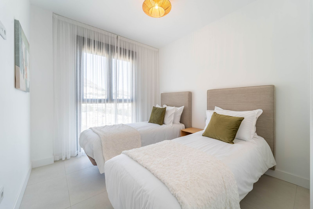 978eeefb2c37e1d53bb58668f7dacf36 - 20