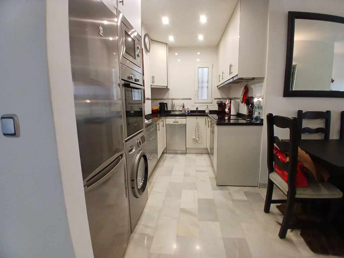 979e2afb138a2fd0ec7a85c542506440 - 10