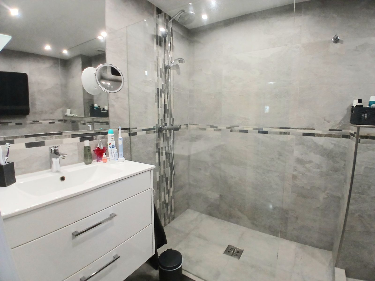 979e2afb138a2fd0ec7a85c542506440 - 15