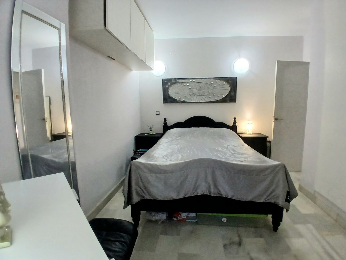 979e2afb138a2fd0ec7a85c542506440 - 17