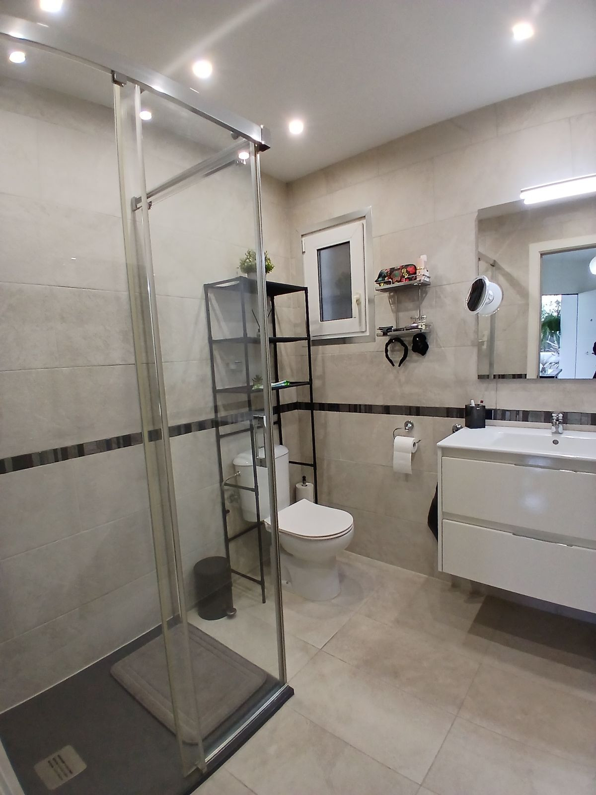 979e2afb138a2fd0ec7a85c542506440 - 19