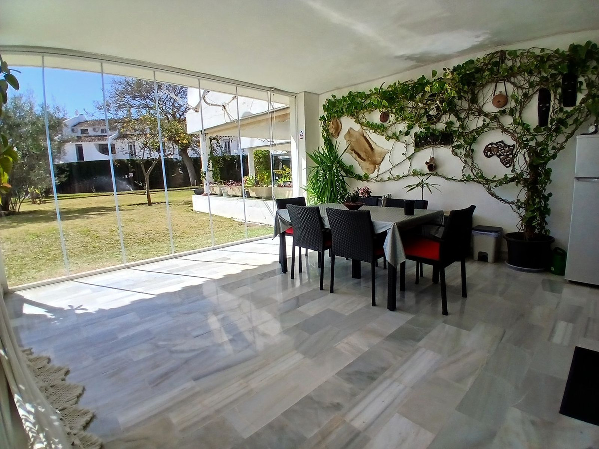 979e2afb138a2fd0ec7a85c542506440 - 2