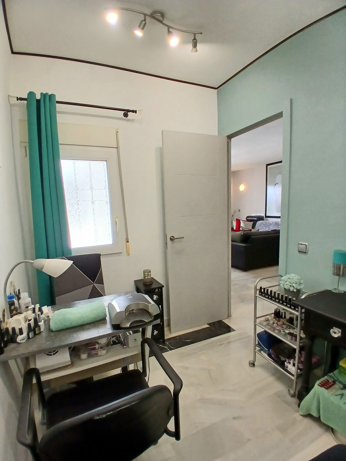 979e2afb138a2fd0ec7a85c542506440 - 20