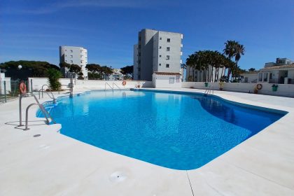 979e2afb138a2fd0ec7a85c542506440 - 4