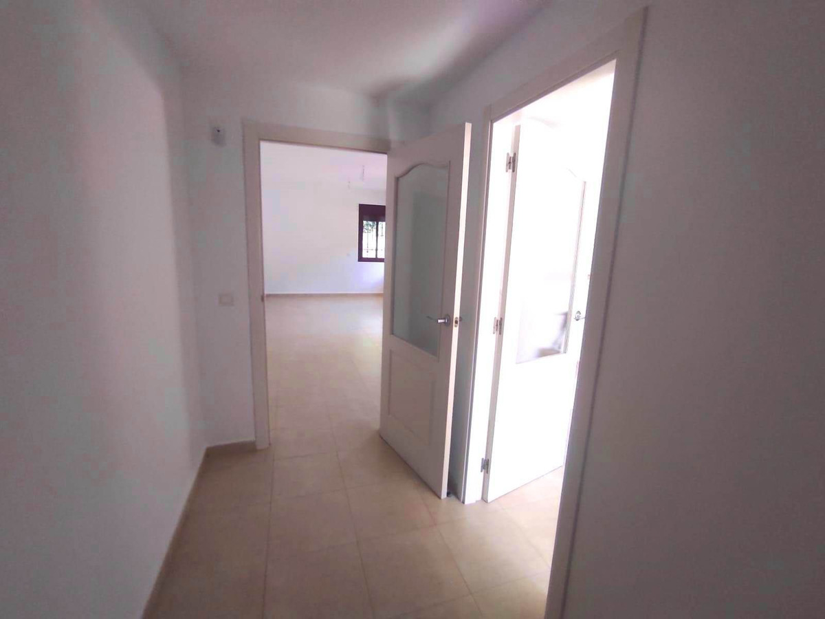 9828bfbe4e57bc71f71320fd17f1b738 - 11