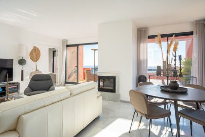 9857e84c00211470f17fc3db64e4b965 - 16