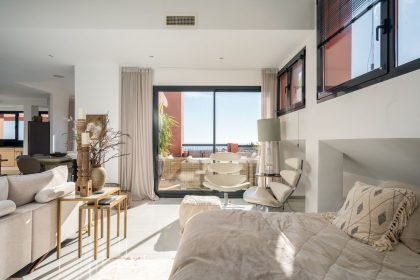 9857e84c00211470f17fc3db64e4b965 - 7