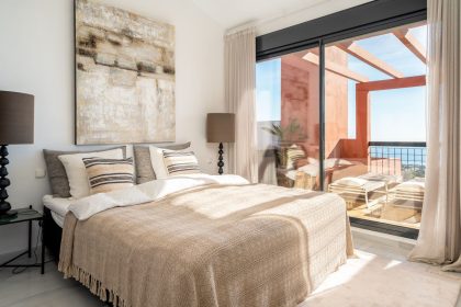 9857e84c00211470f17fc3db64e4b965 - 8